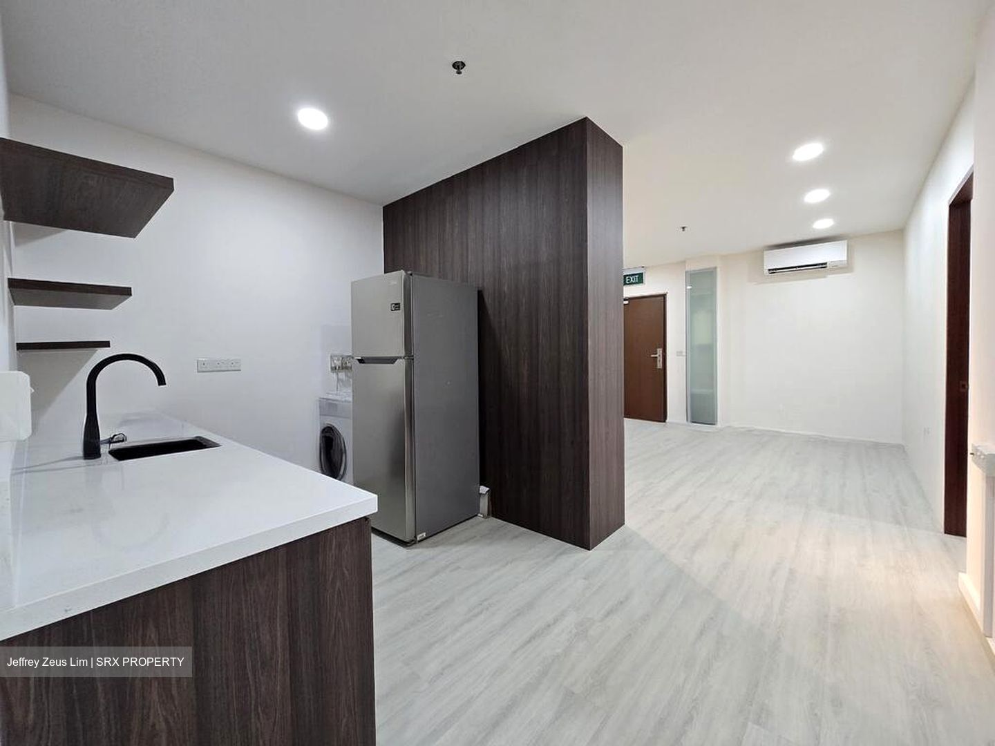 Soho Life (D15), Office #519262701